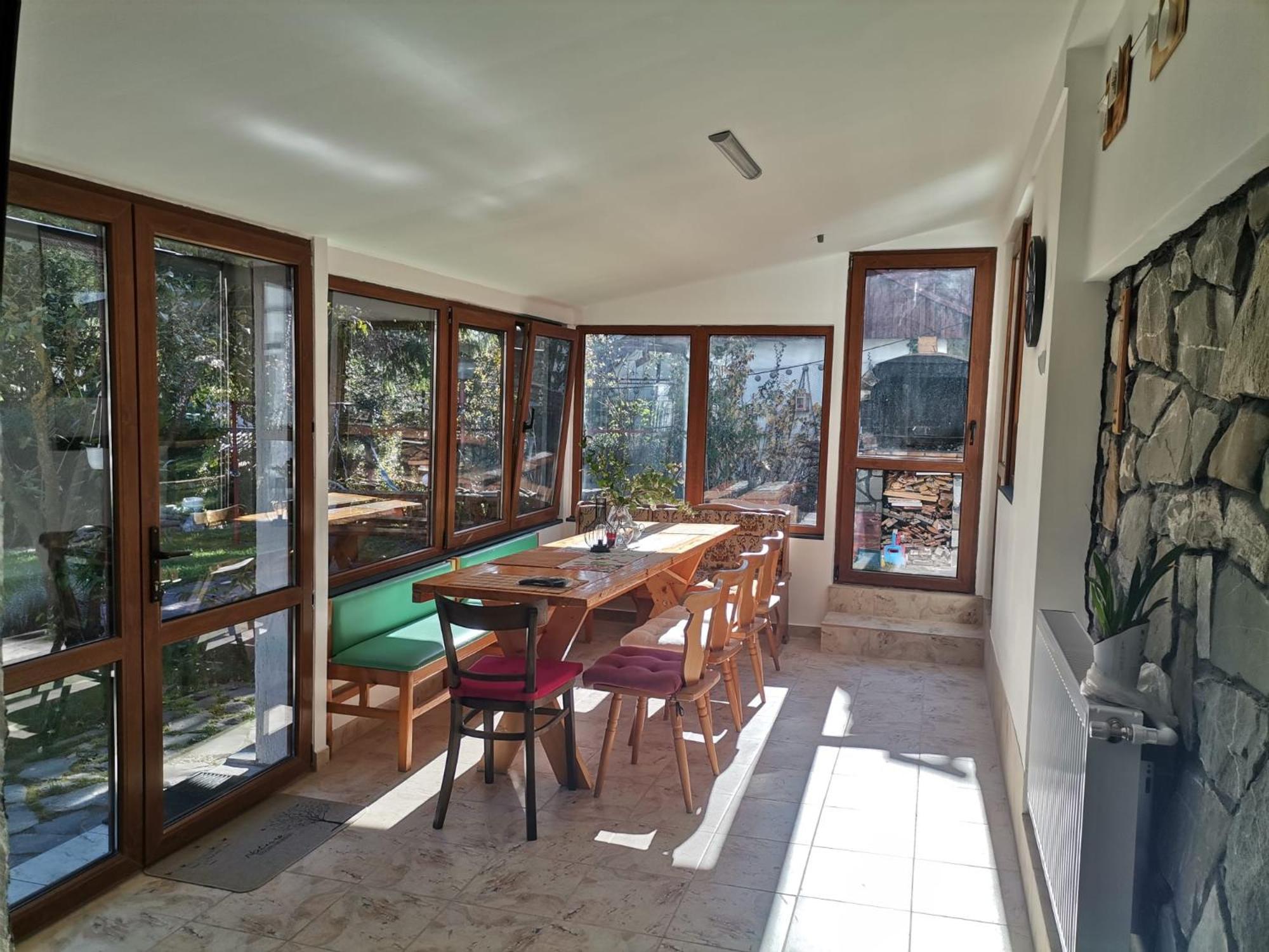 Zoso Home Buşteni Eksteriør bilde