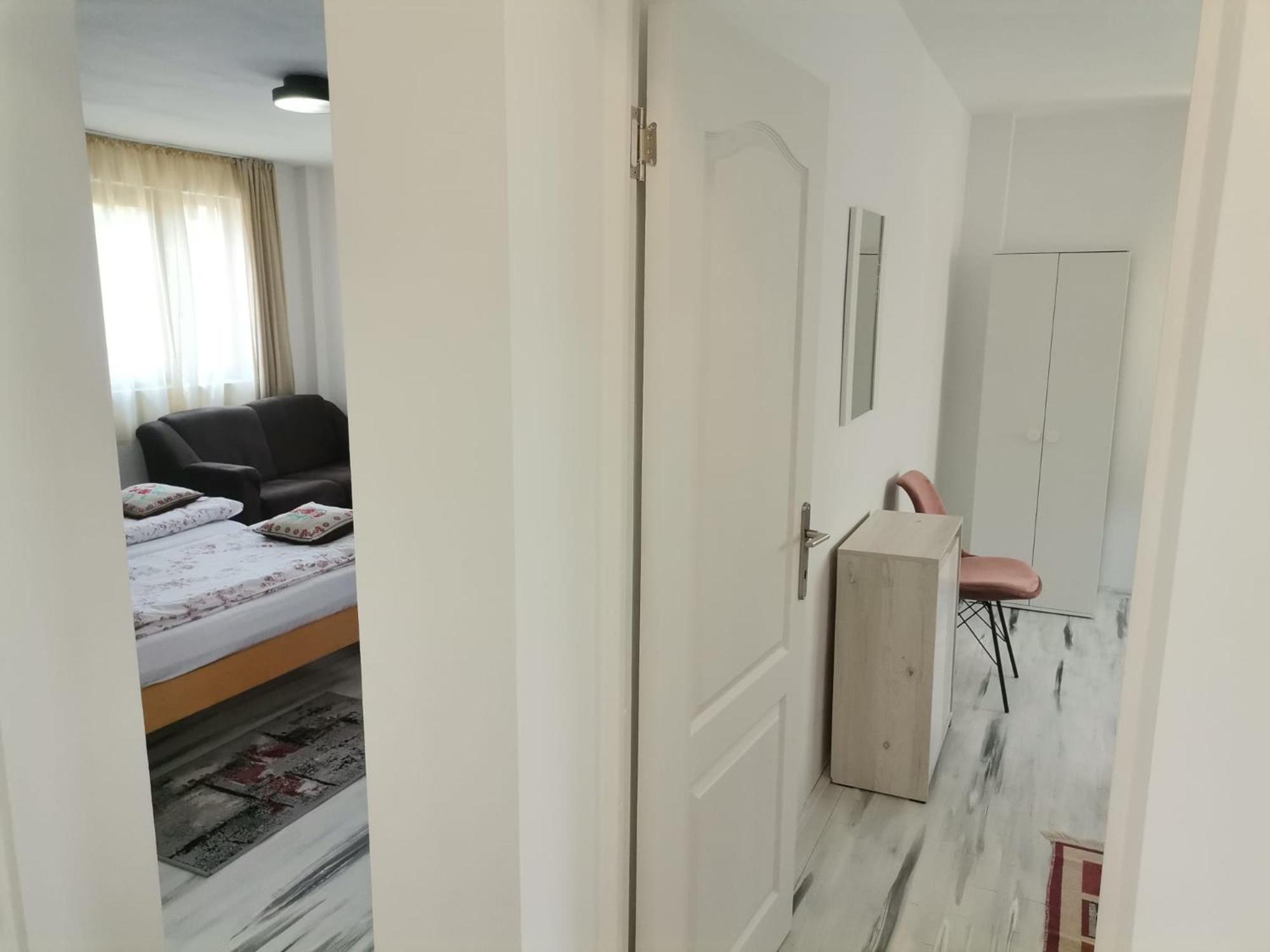 Zoso Home Buşteni Eksteriør bilde